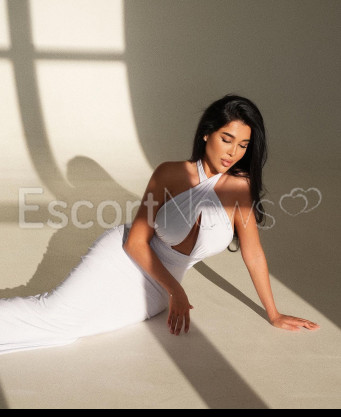 Photo escort girl Amelia : the best escort service